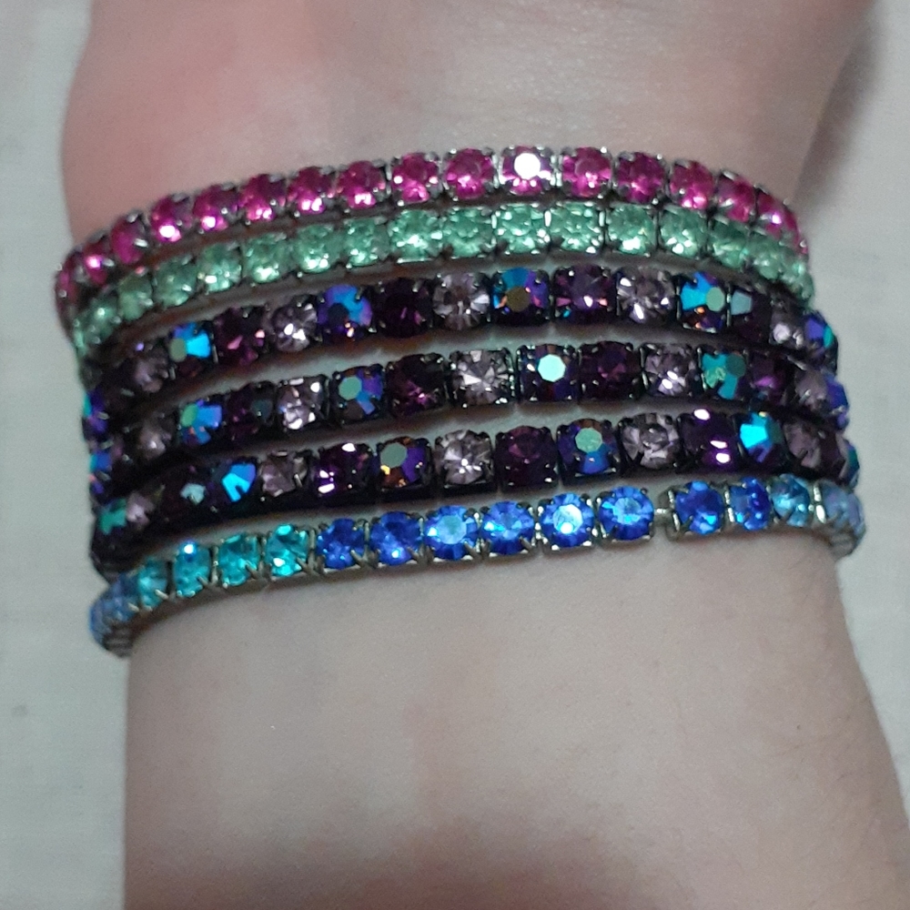 💛BOGO💛 Colorful Stretch Bracelets - Picture 2 of 3